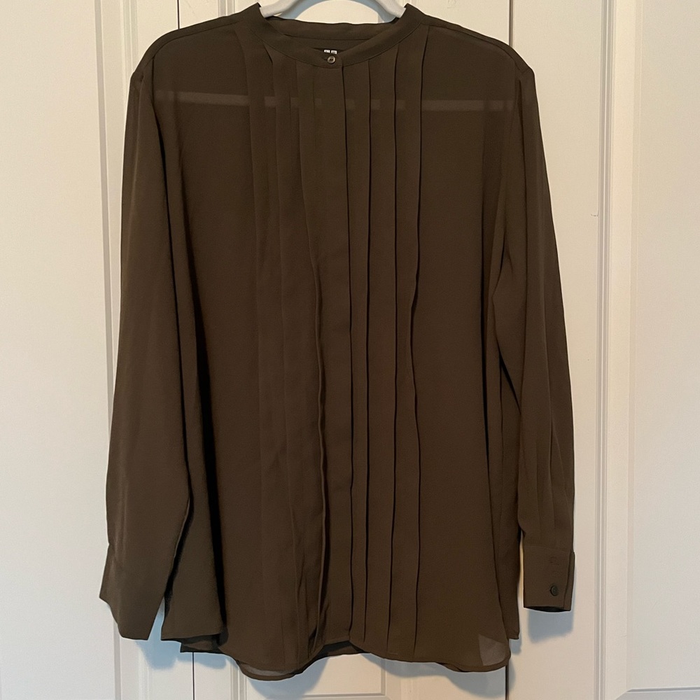 Uniqlo Pleated Button Down Blouse Size XL